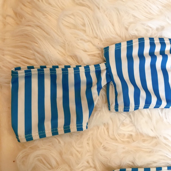 Striped Off-the-Shoulder Bikini - Picture 4 of 4